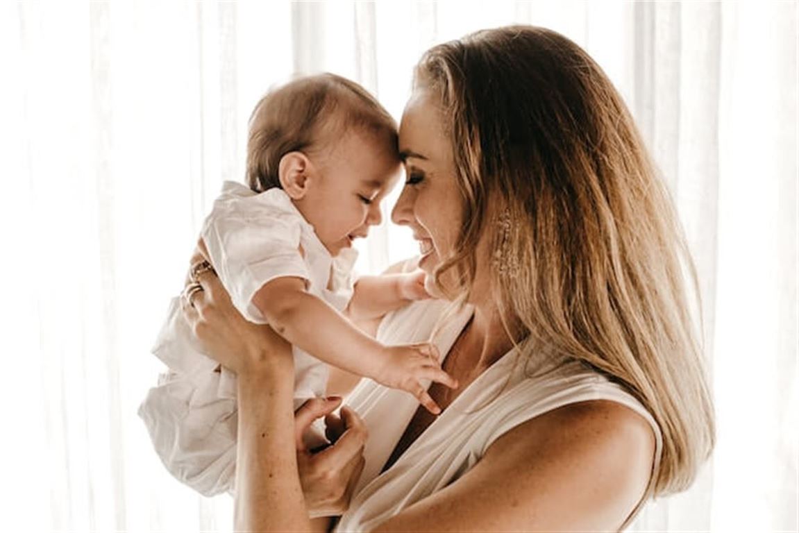 Kom godt igennem graviditeten og postpartum med Momkind