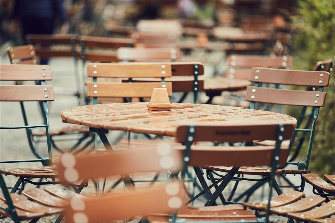 Køb dine nye havemøbler hos Direkte Import