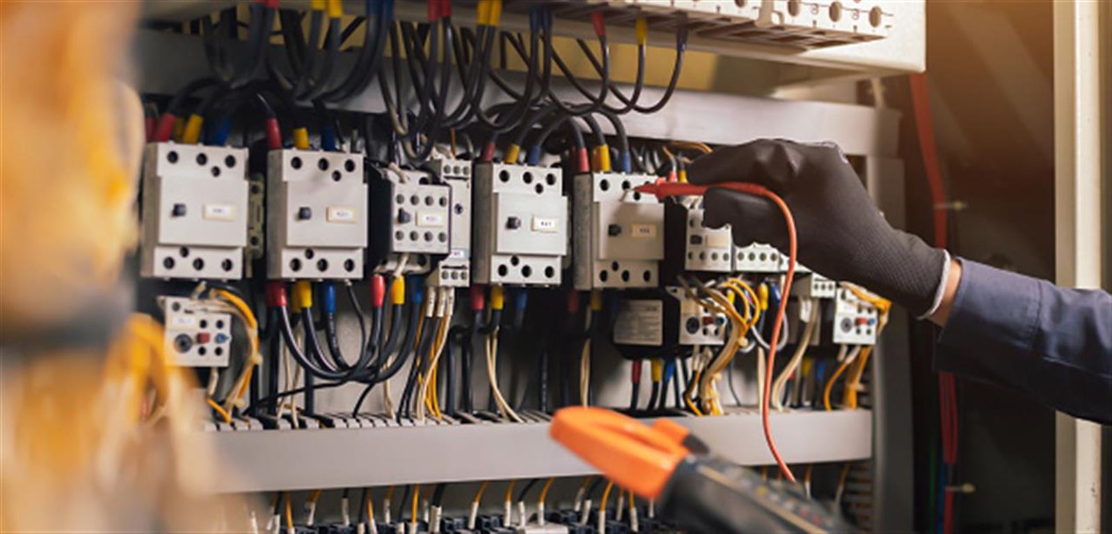 Guide: Spar penge på elregningen